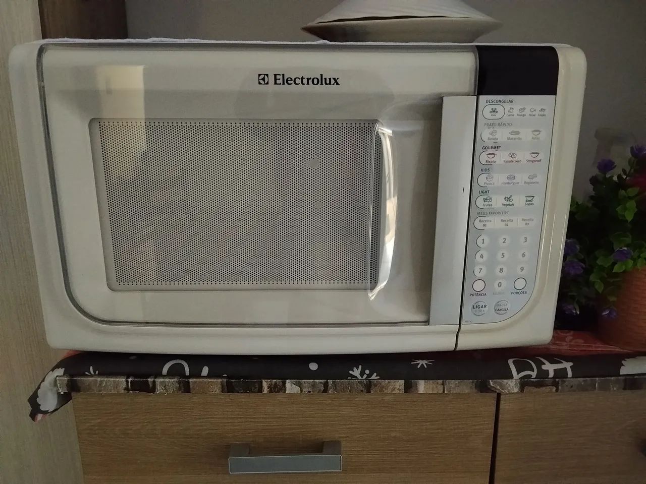 Microondas Eletrolux 31litro 