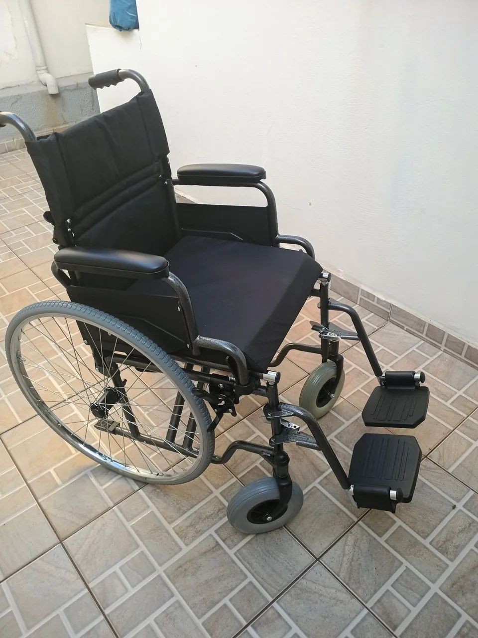 Cadeira de rodas  - Foto 2
