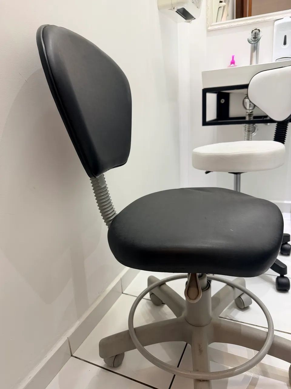 Cadeiras para estética  - Foto 2