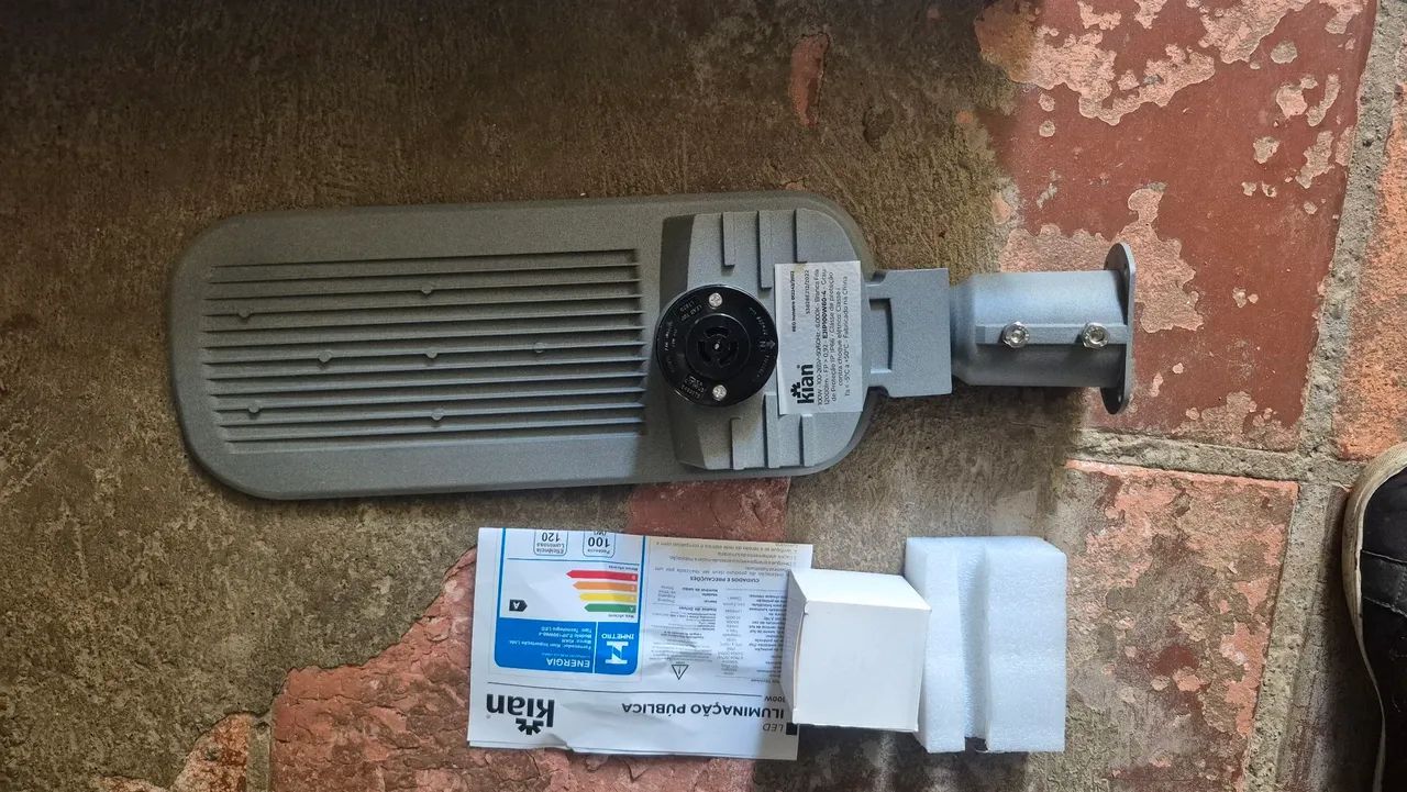 Luminárias ext quantidade 9 - Foto 2