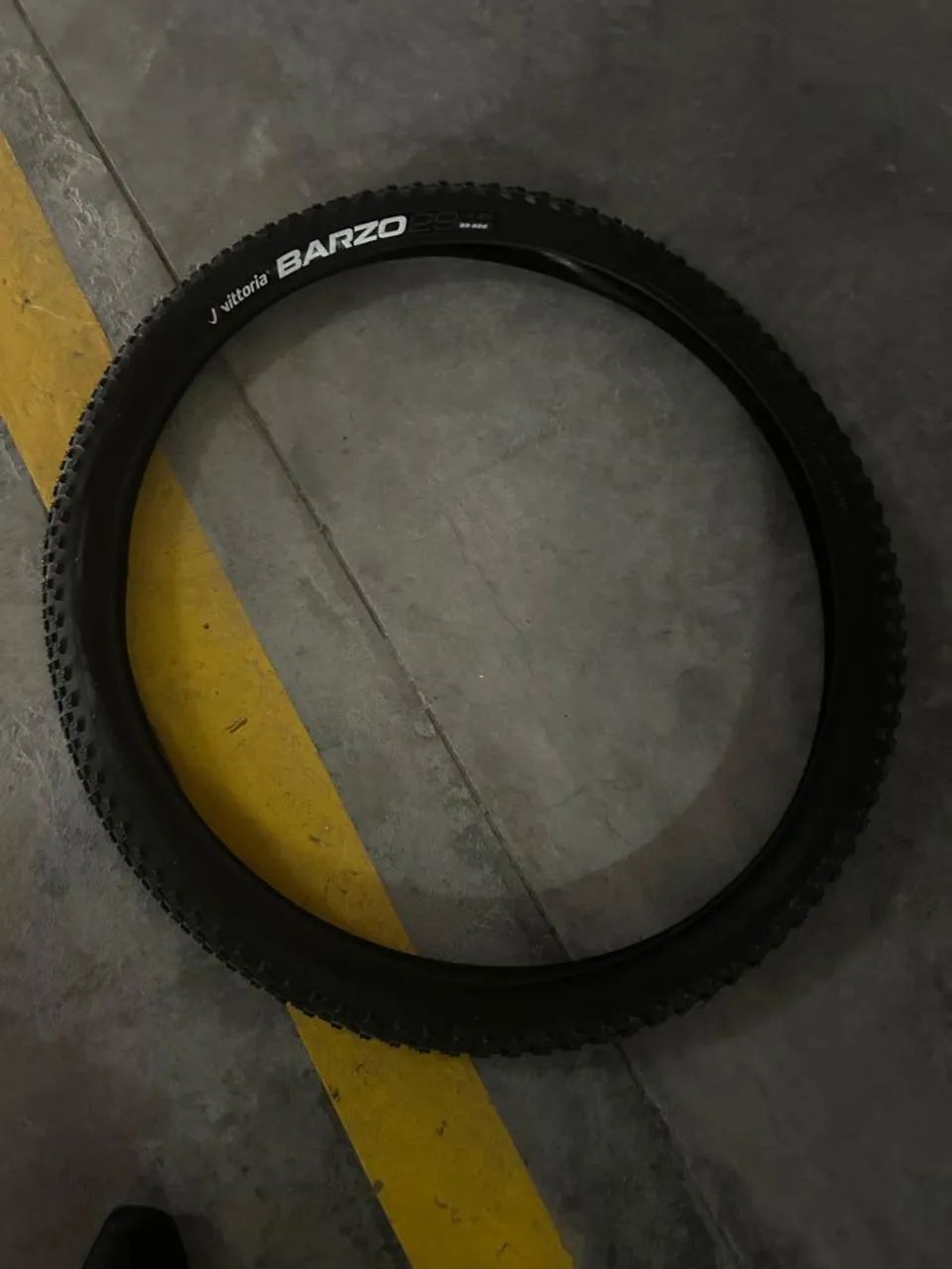 Pneu Vittoria Barzo Aro 29