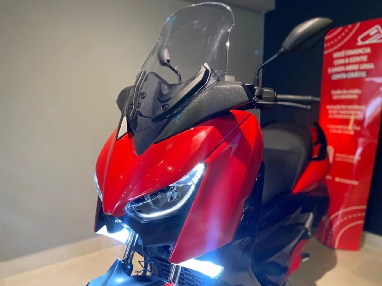 Yamaha Xmax 250 abs 2023 - Foto 4