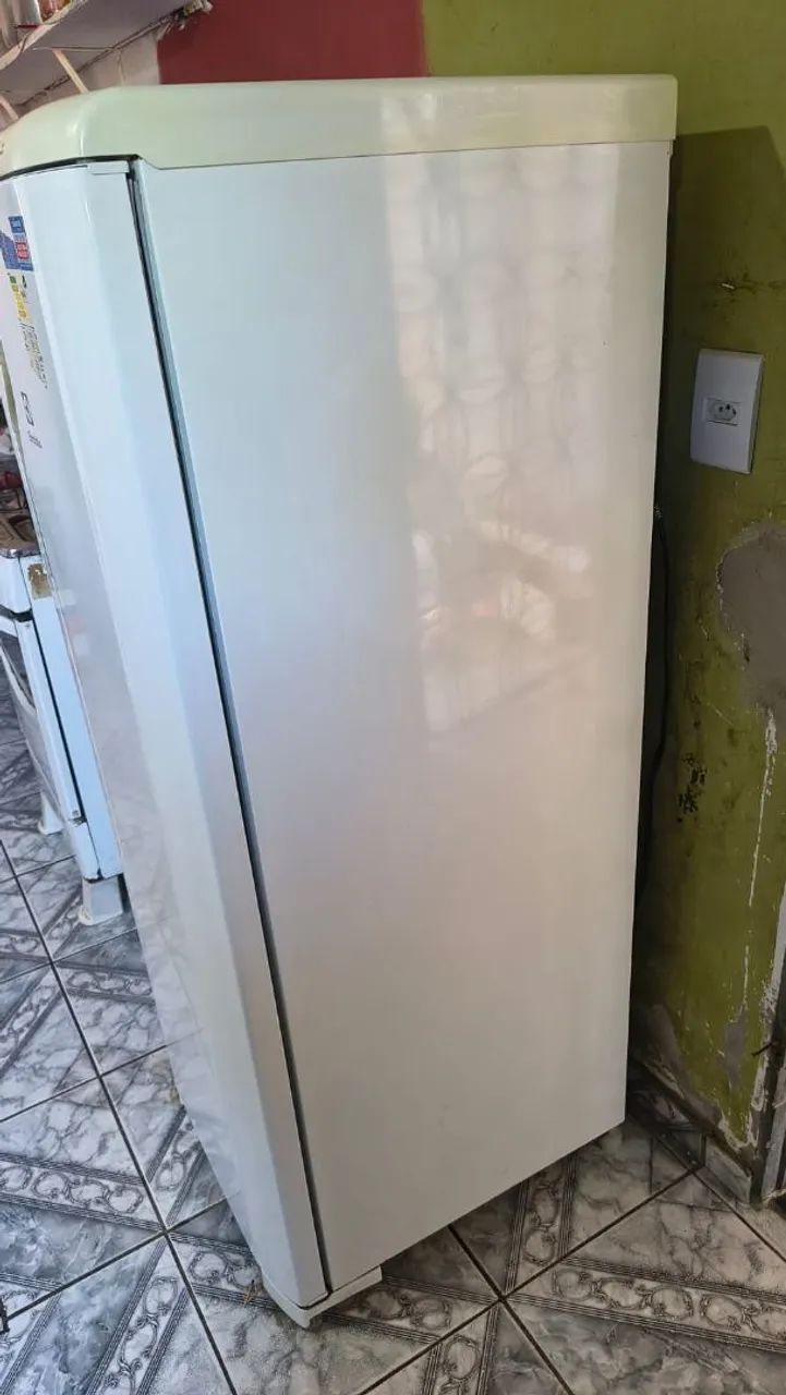 Geladeira Eletrolux  - Foto 3