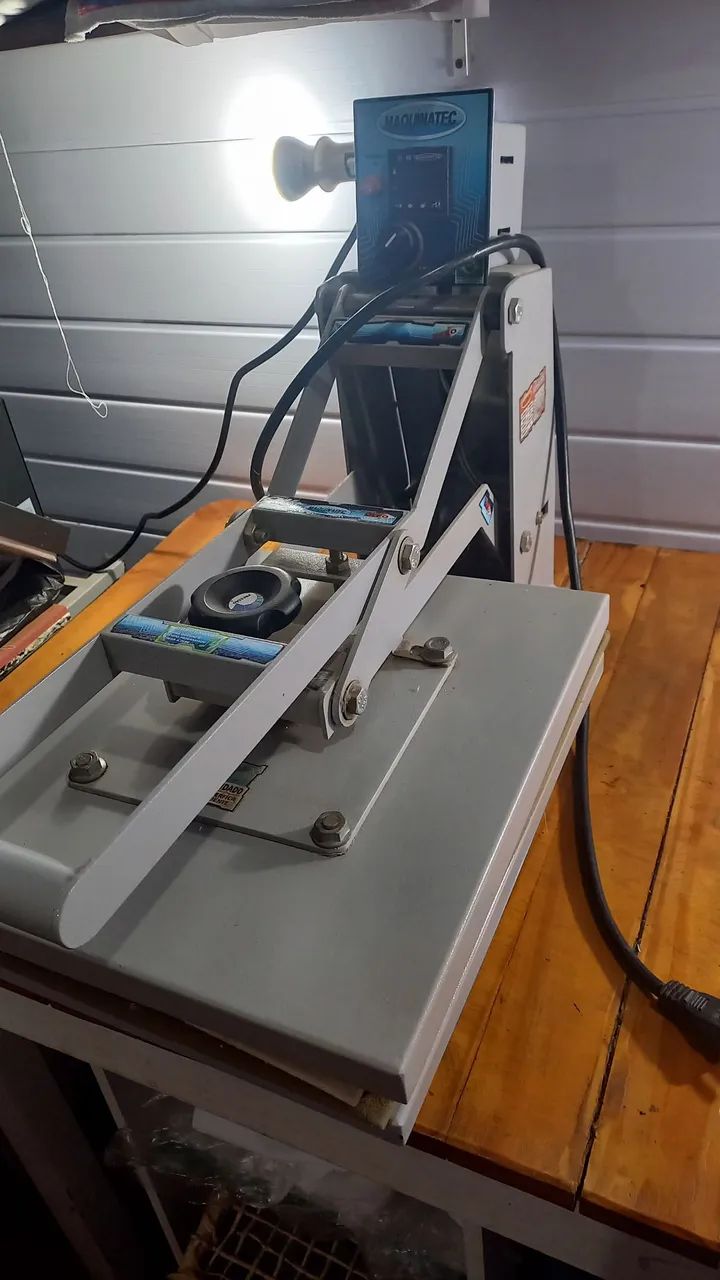 Prensa térmica Sublimação Máquinatec 35x40 