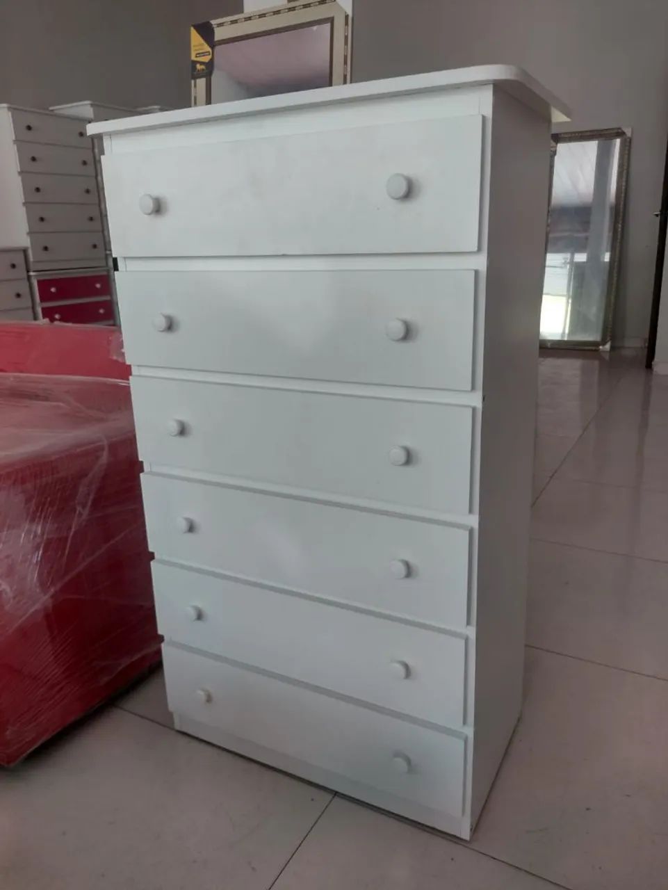 Cômoda 6 gavetas 