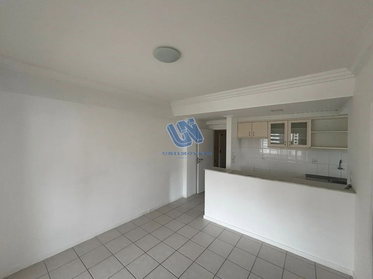 Apartamento quarto e sala com varanda 50m2 no Caminho das Arvores - Foto 3