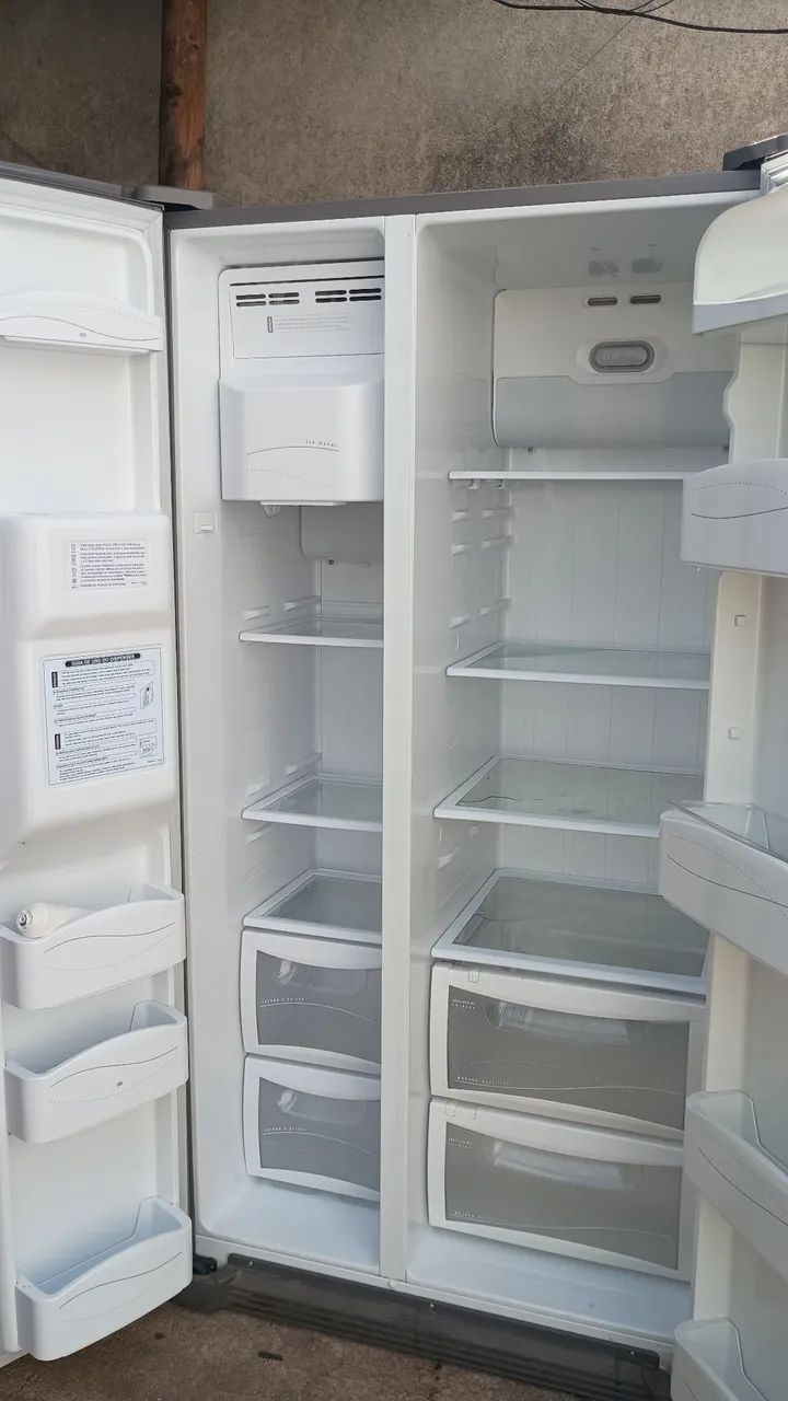 ELECTROLUX FREEZER E GELADEIRA  - Foto 4
