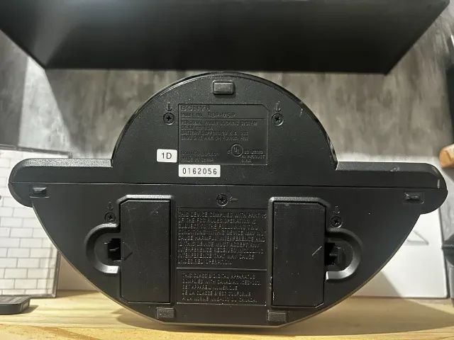 caixa de som com controle sony rdp-m15ip - Foto 3