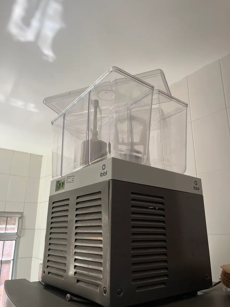 Refresqueira 30 litros  - Foto 2