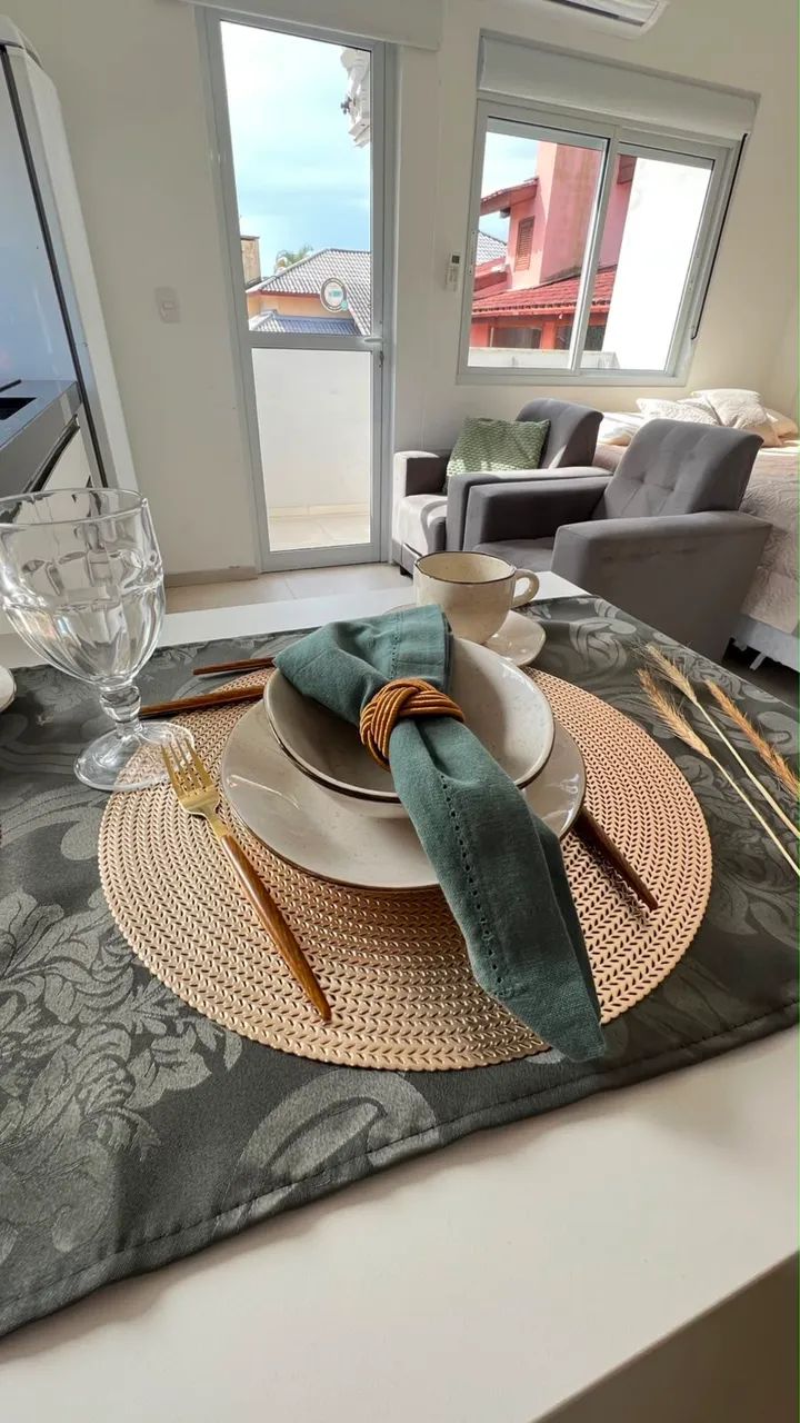 Alugo apartamento de 1 dormitório mobiliado no Santa Monica 