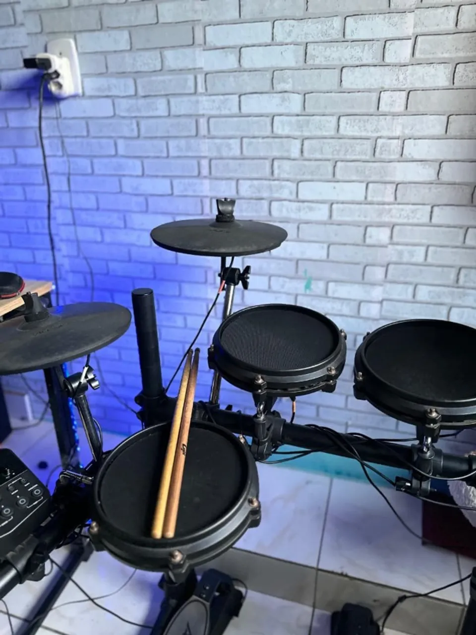 Hi Hat Zildjian Planet Z - Instrumentos musicais - Vila Norma