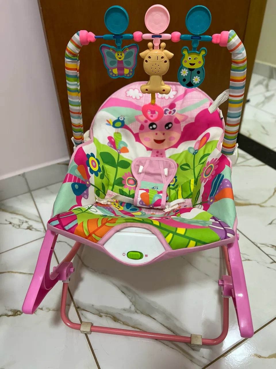 Vendo cadeira de descanso para bebê  - Foto 3