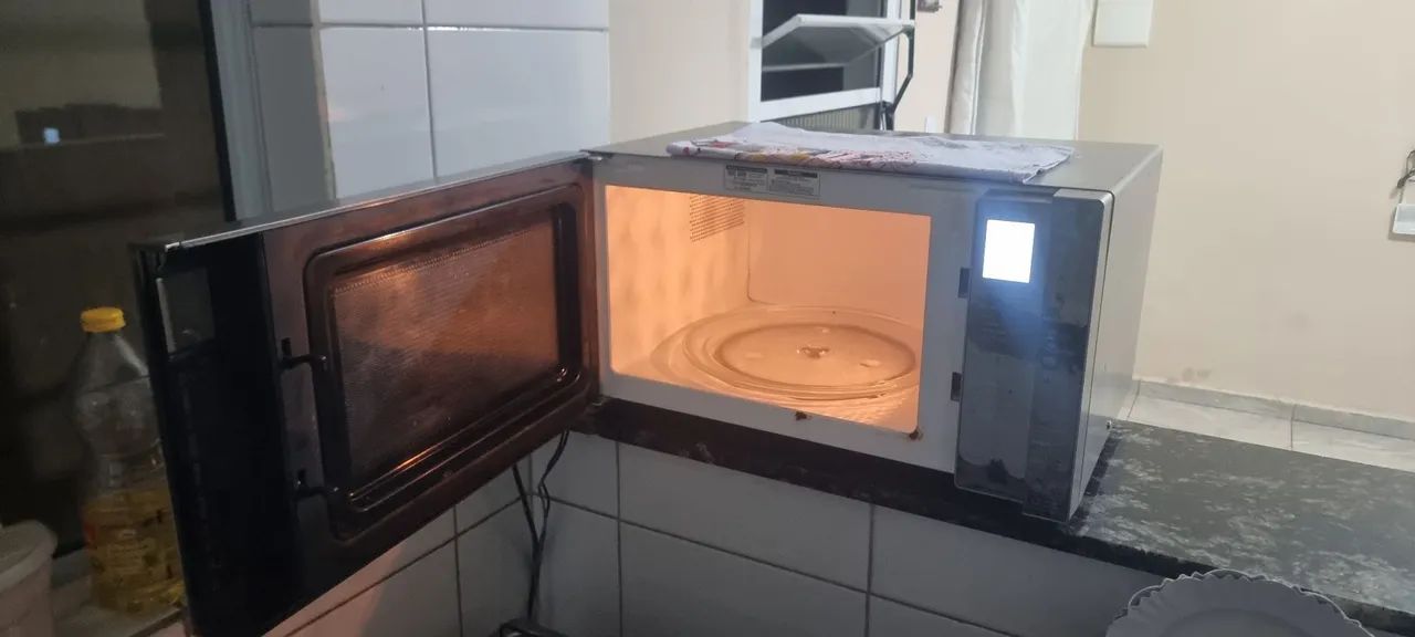Microondas Brastemp - Foto 3