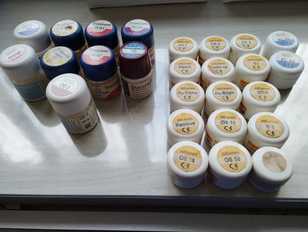 Cerâmicas ( Laboratório de Prótese) - Foto 4