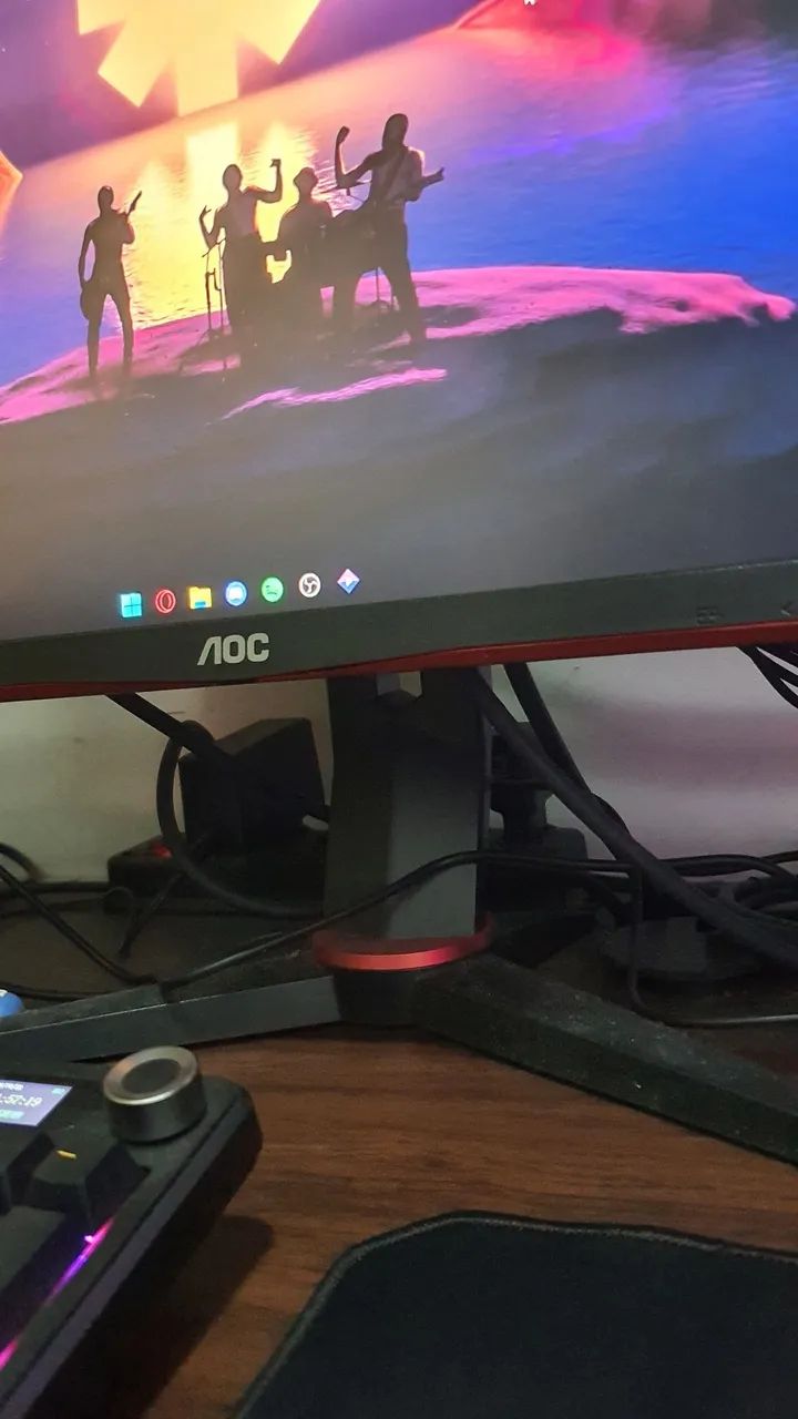 Monitor AOC Hero 24" 144Hz IPS FHD - Foto 3