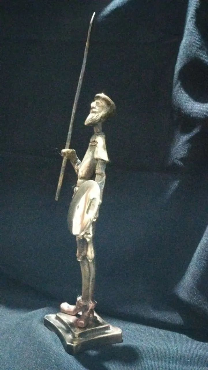 Dom Quixote em metal - Foto 2