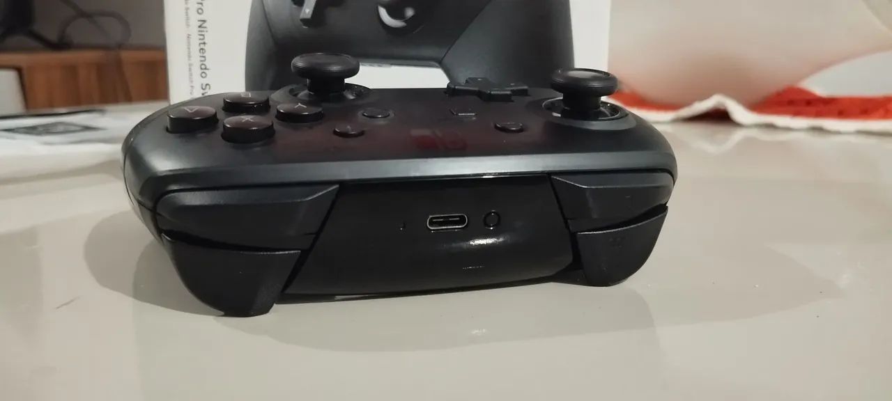 Controle - Nintendo Switch Pro Controller - Foto 4