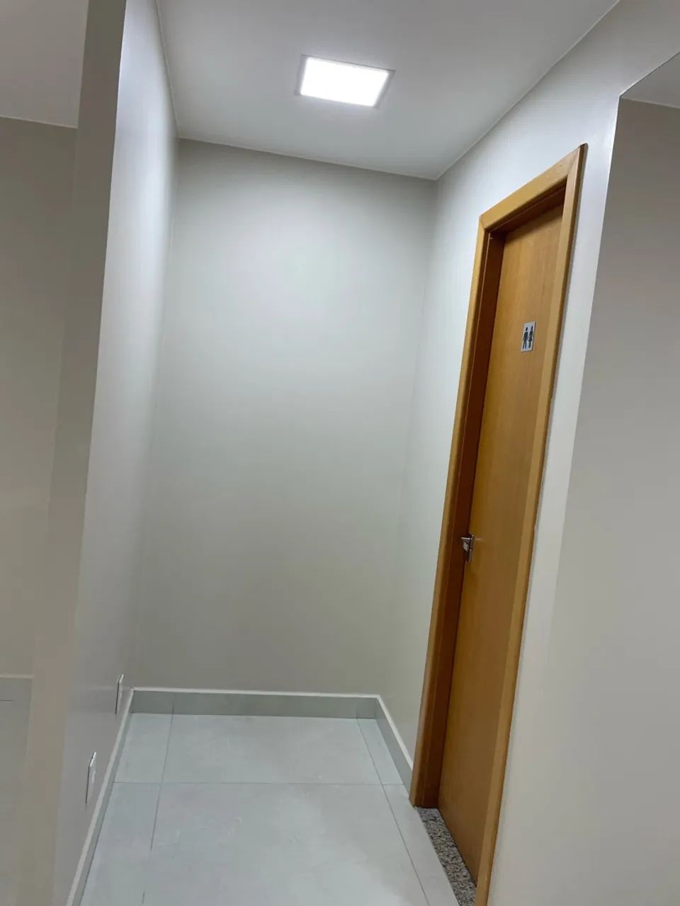 Sala ampla, toda reforma excelente localização  - Foto 5