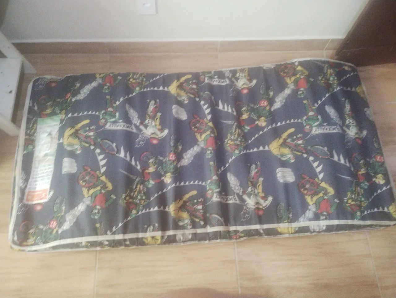 Vende se 2 colchões para dormir  - Foto 3