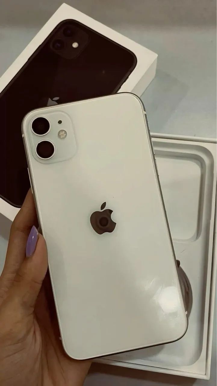 iPhone 11 vendo ou troco 