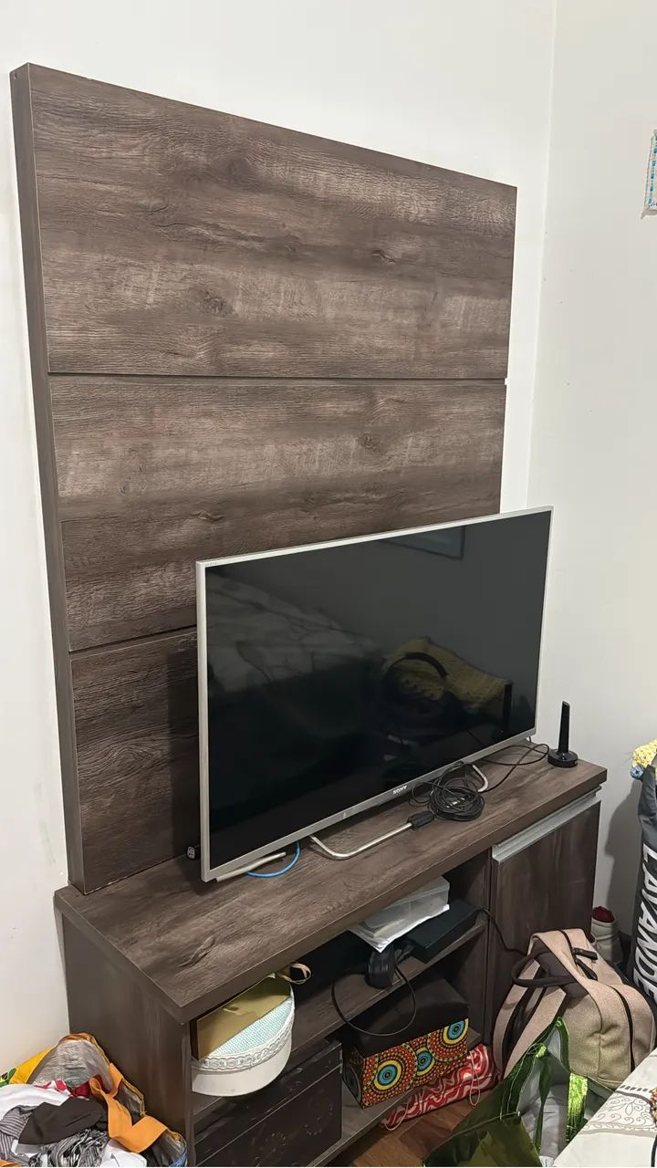 TV Panel + Rack