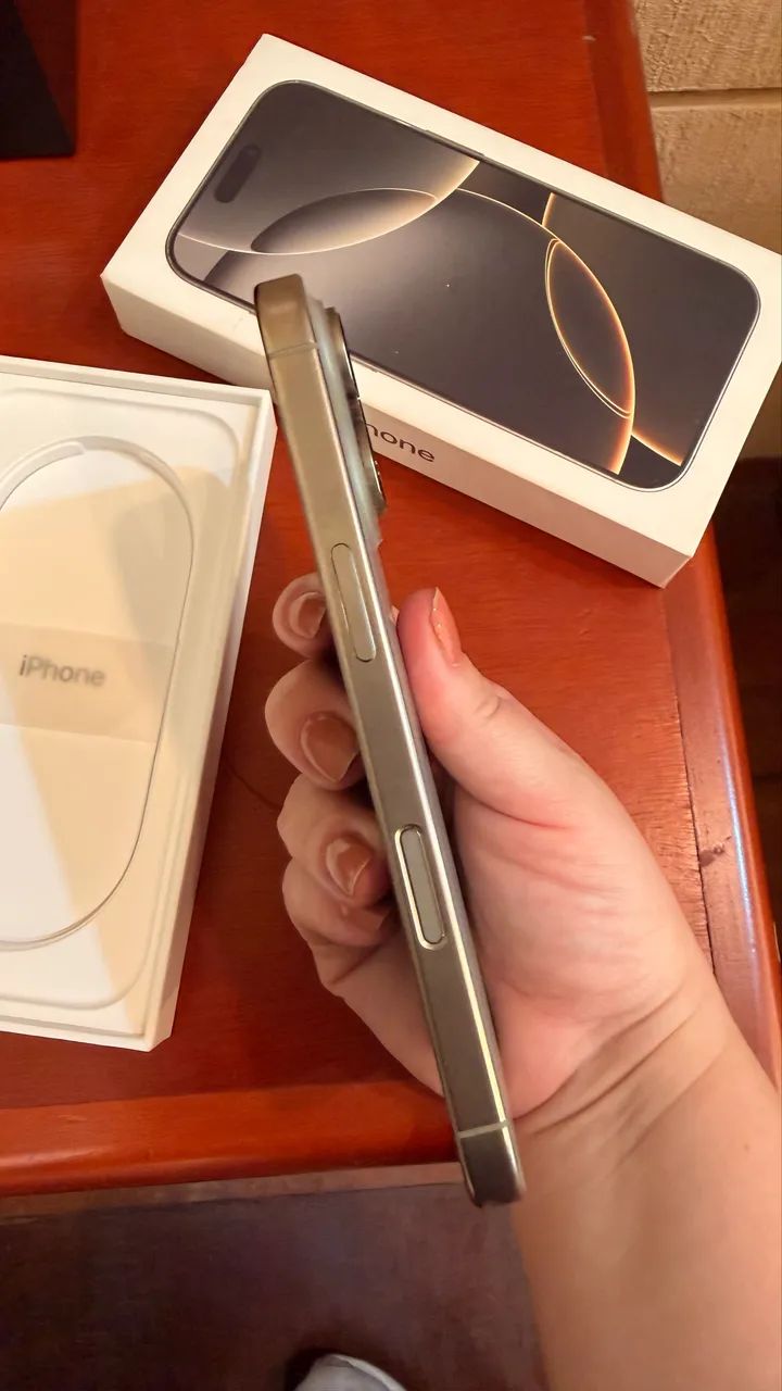 Vendo IPhone 16 Pro - Foto 5