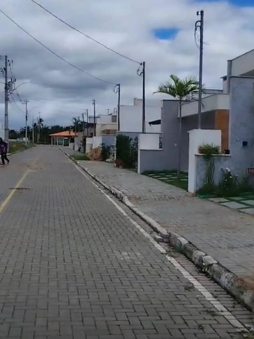 TERRENO NO PORTAL DO LAGO - LOTE COM METRAGEM SUPERIOR - Foto 3