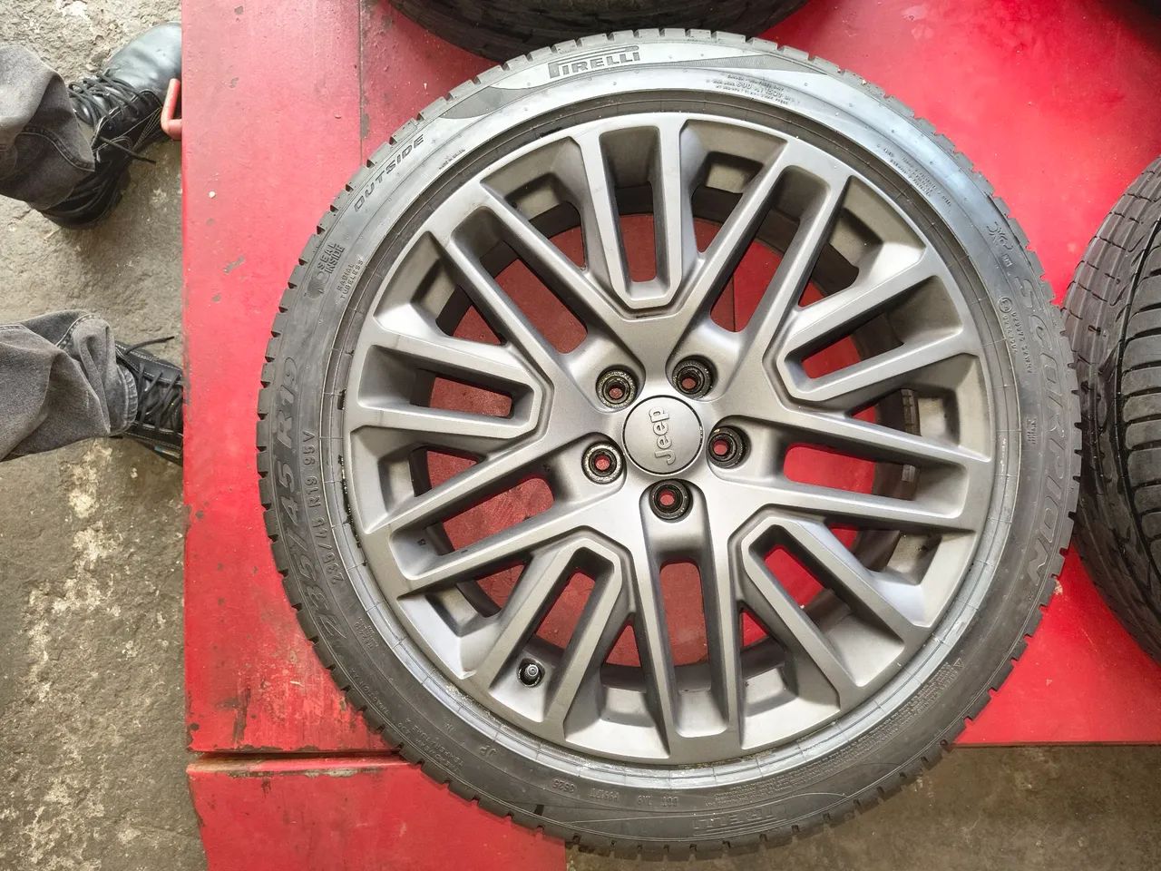 Roda Aro 19 Compass S com Pneus Pirelli Scorpion - Foto 3