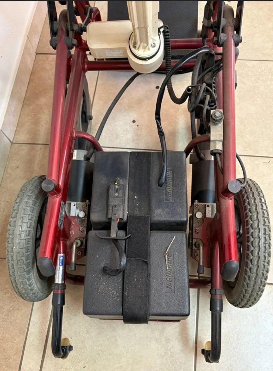 Cadeira de rodas elétrica - Foto 3