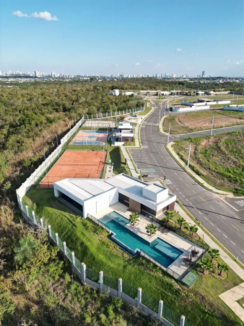 TERRENO COM 250m2 - COND RESERVA DOS IPÊS - Foto 2