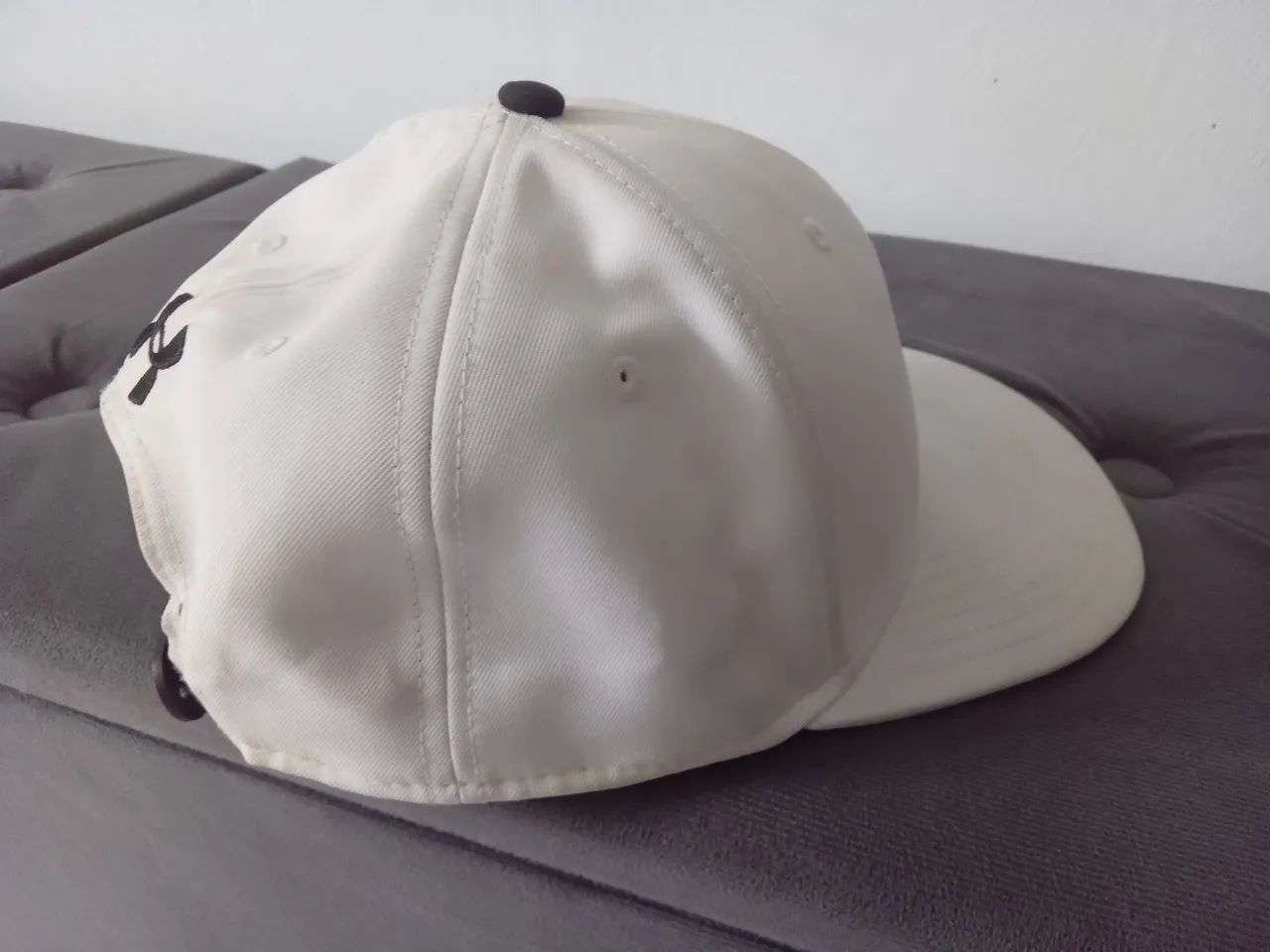 Boné SPFC ORIGINAL UNDER ARMOUR - Foto 5