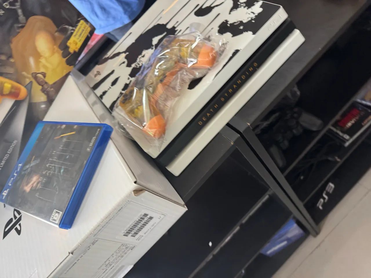 PlayStation 4 pro edição deafh stranger  - Foto 2