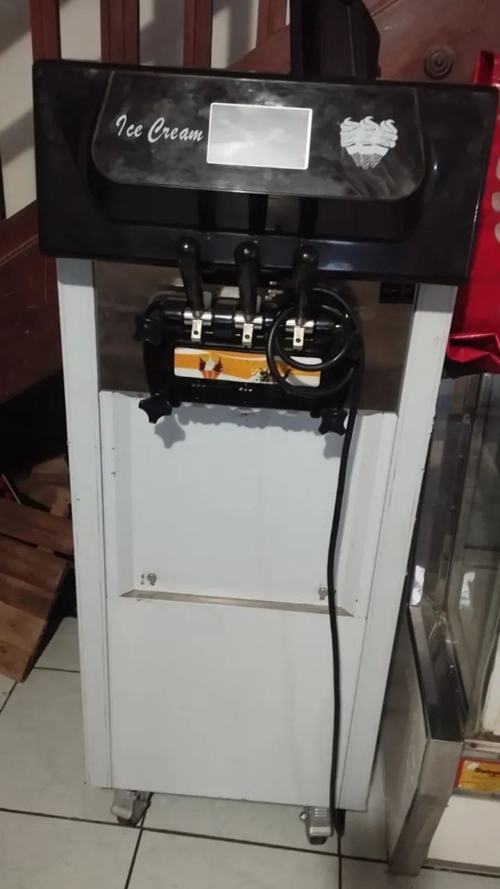 Máquina de sorvete expresso. - Foto 3