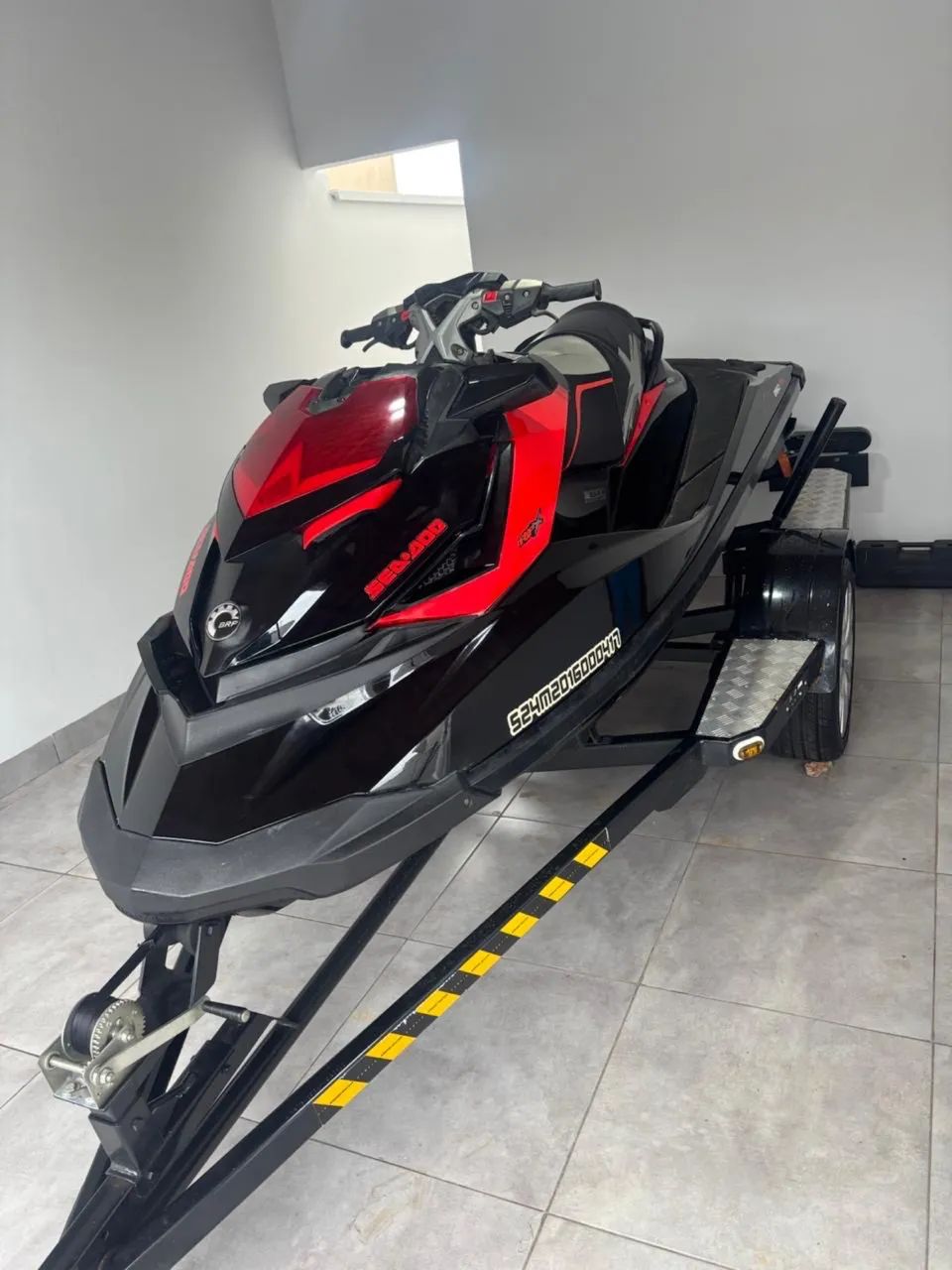 Vende -se jetski ano 2014