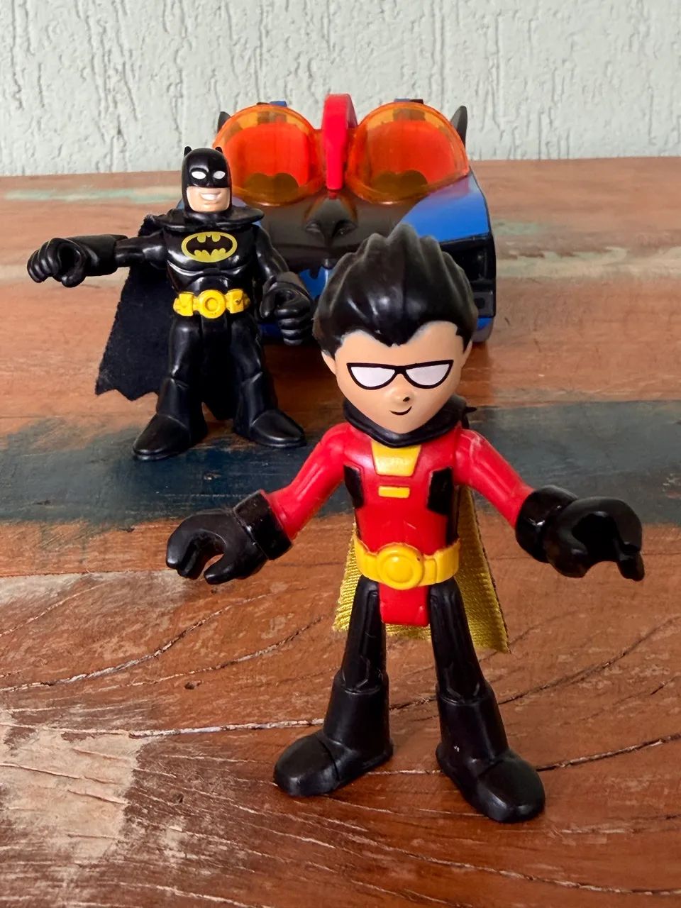 Batmóvel Transformável Fisher-Price Hero World + Batman e Robin - Foto 5
