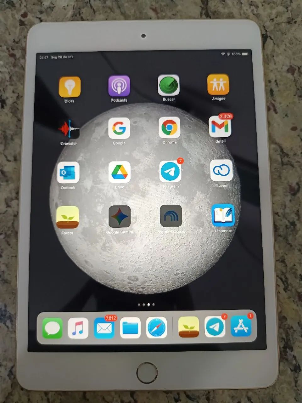 iPad Mini 3 Apple Dourado/Branco