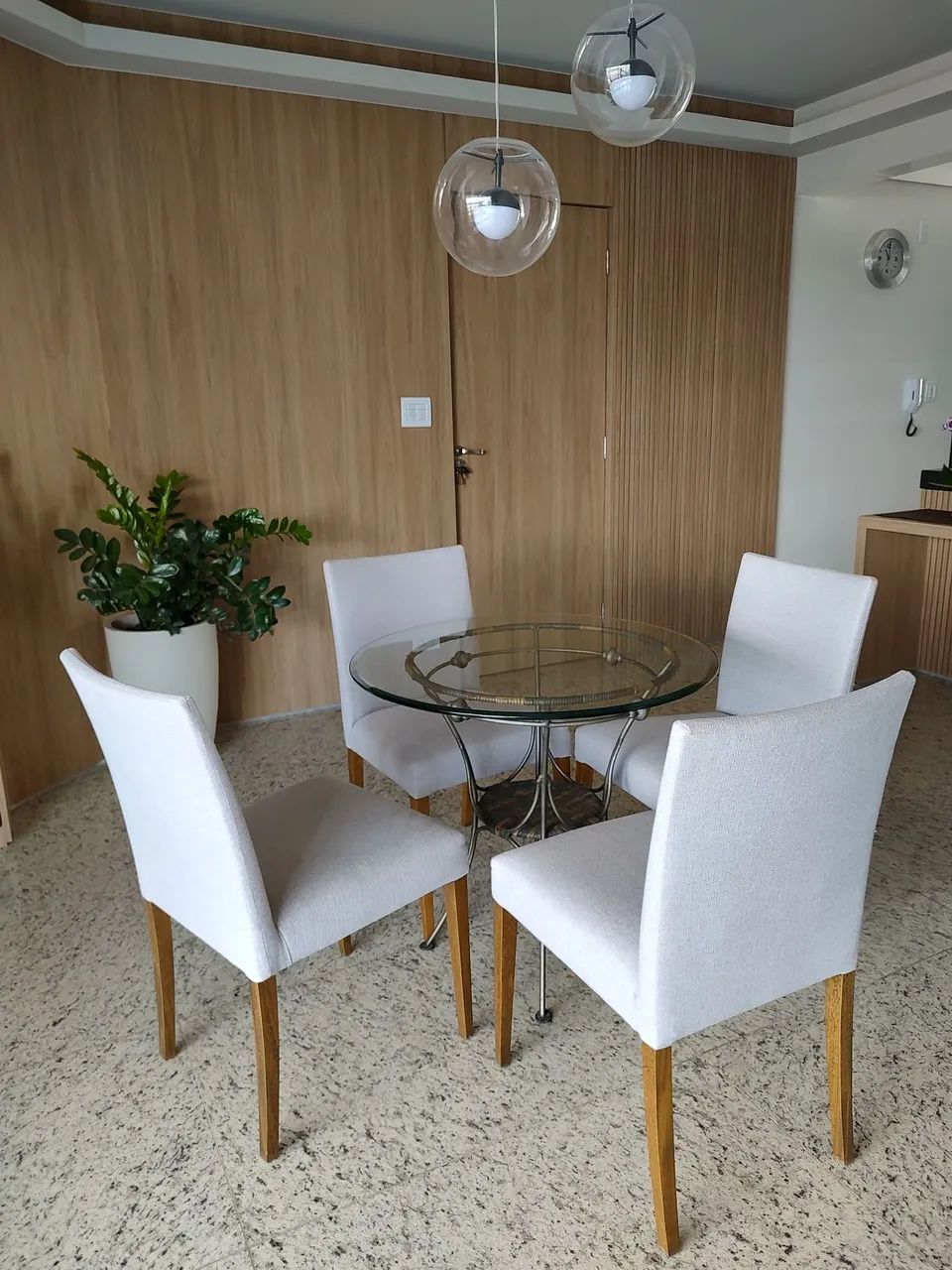 4 cadeiras para mesa de jantar - Foto 3