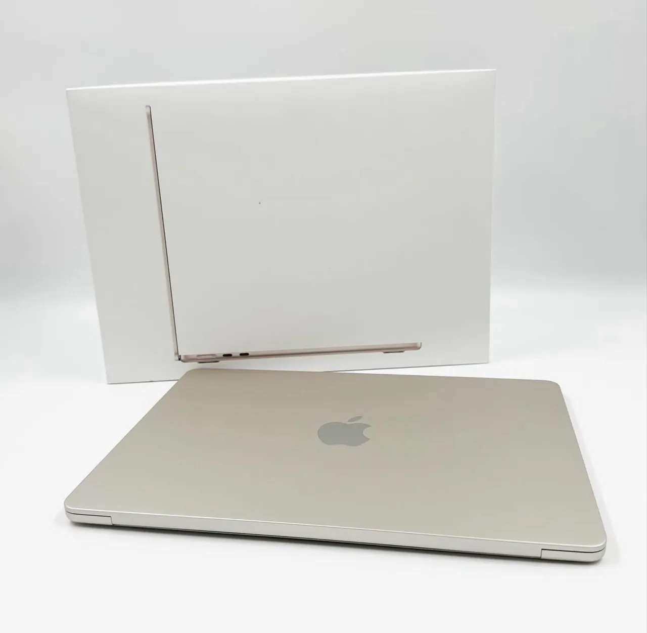 R*o様 MacBook Air 13インチ M4 16GB MacBook Air M4 16GB RAM 256GB SSD de 13,6