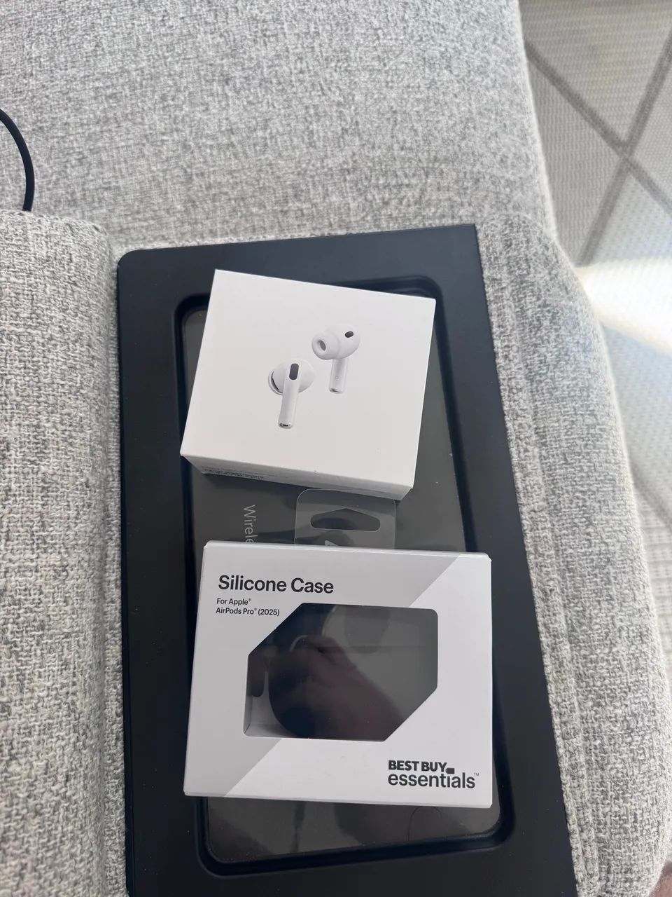 AirPods Pro 3 + case de silicone