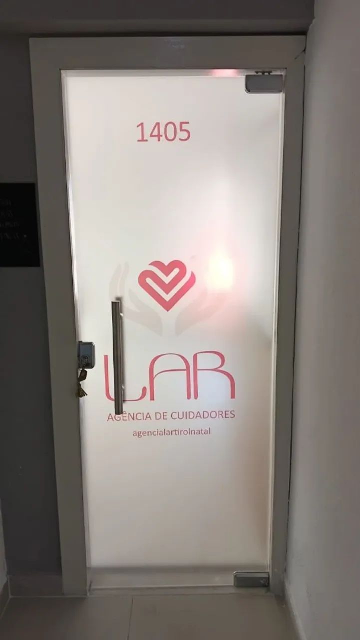 Porta de vidro pra vender logo 