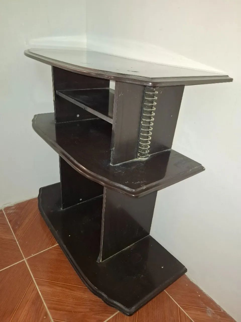 rack tv