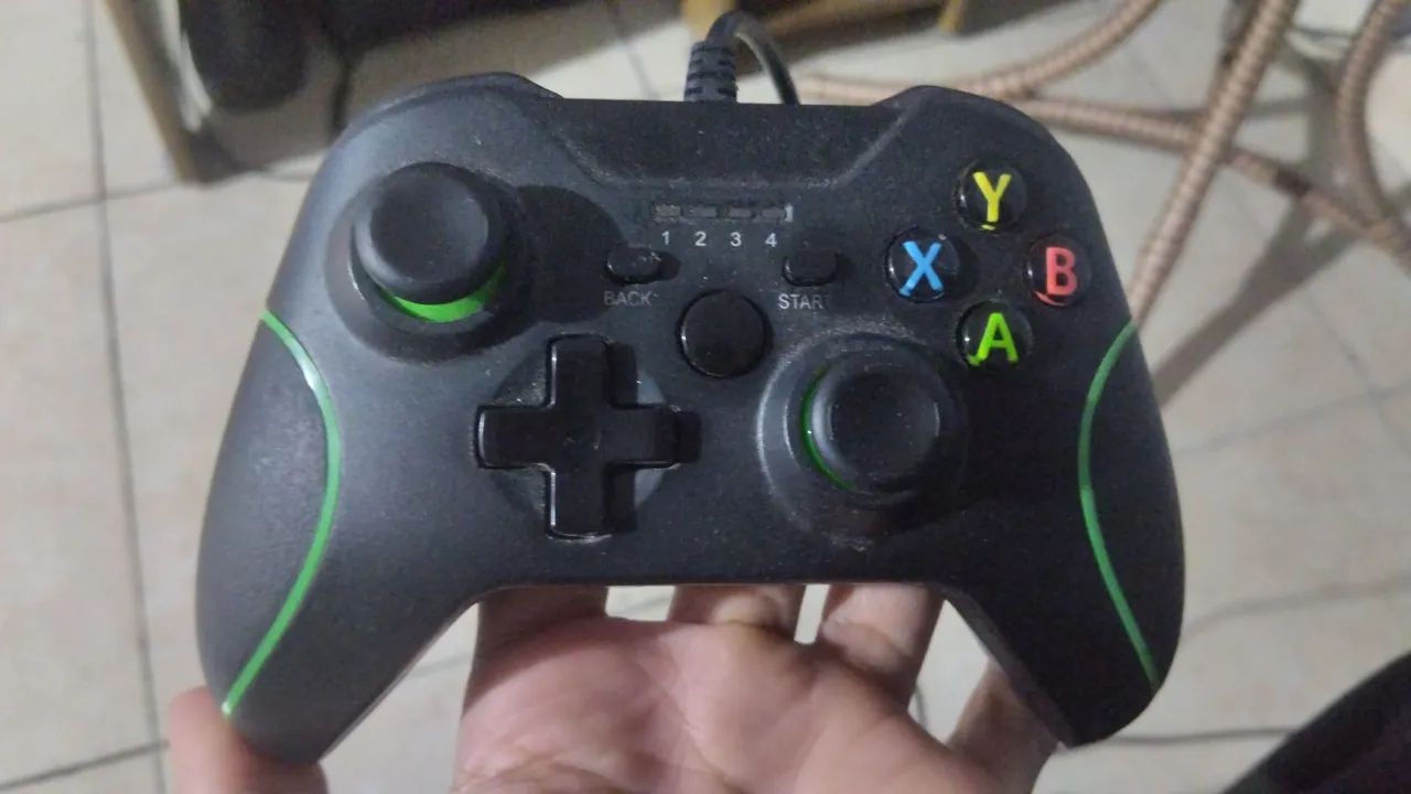 Xbox one S 1TB  - Foto 2