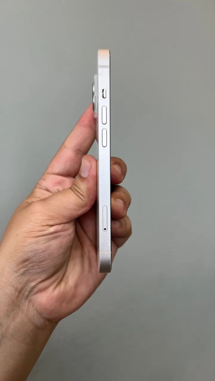 iPhone 13 128 Branco  - Foto 2