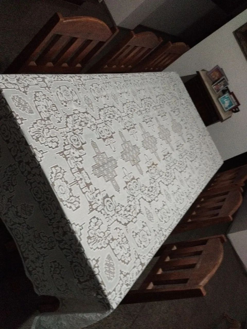 Mesa em angelim e 6 cadeiras  - Foto 5