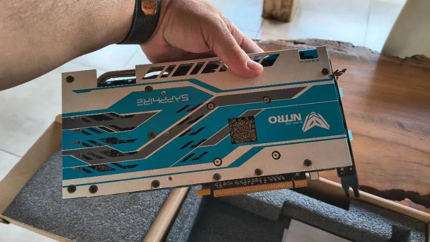 RX 590 8GB DDR5 SPECIAL EDITION BLUE - Foto 2