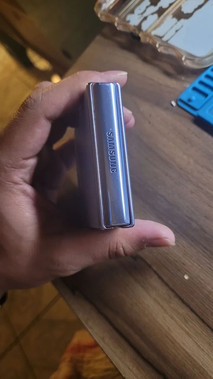 SAMSUNG ZFLIP 4 256gb - Foto 5