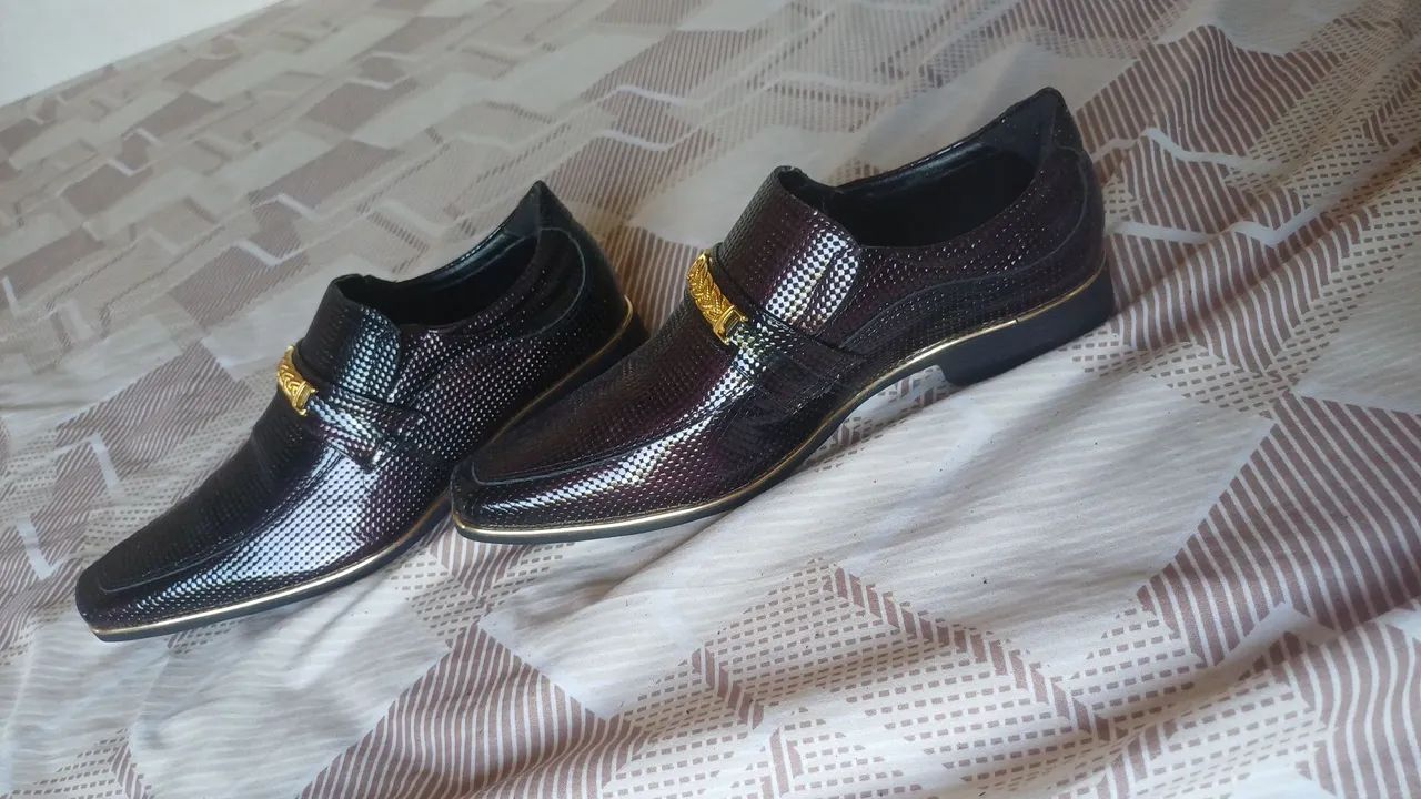 Kit de 4 palitos com 3 pares de sapato 