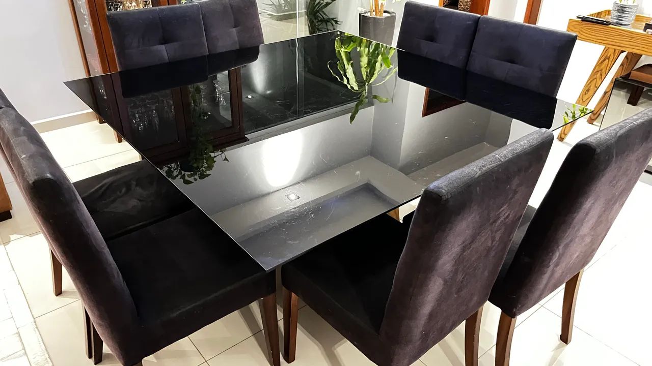 Mesa quadrada 8 lugares tampo de vidro 8 cadeiras  - Foto 3