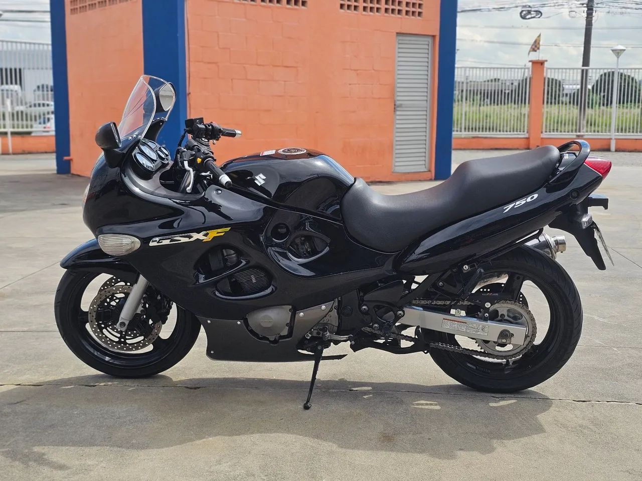 Suzuki Gsx 750F - Foto 4