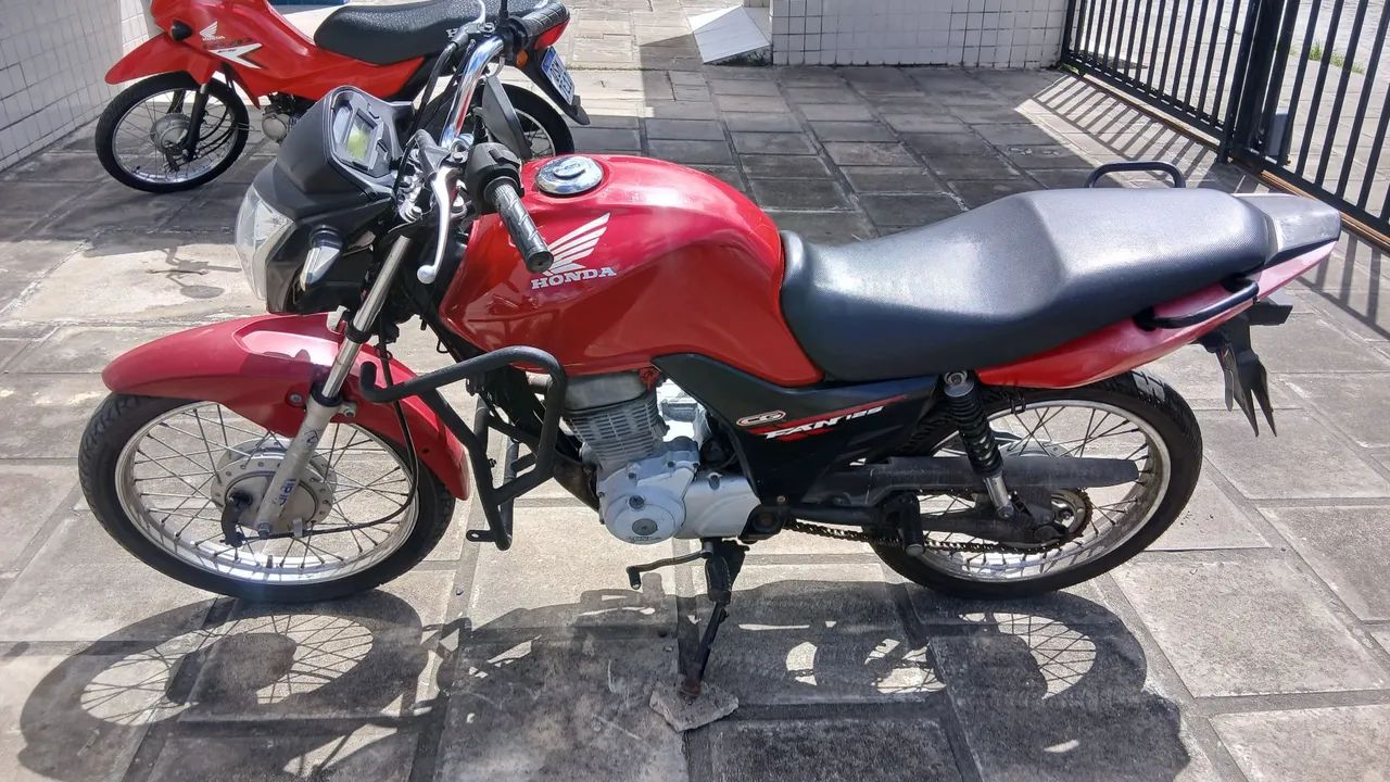 Vende-se fan 125 2015